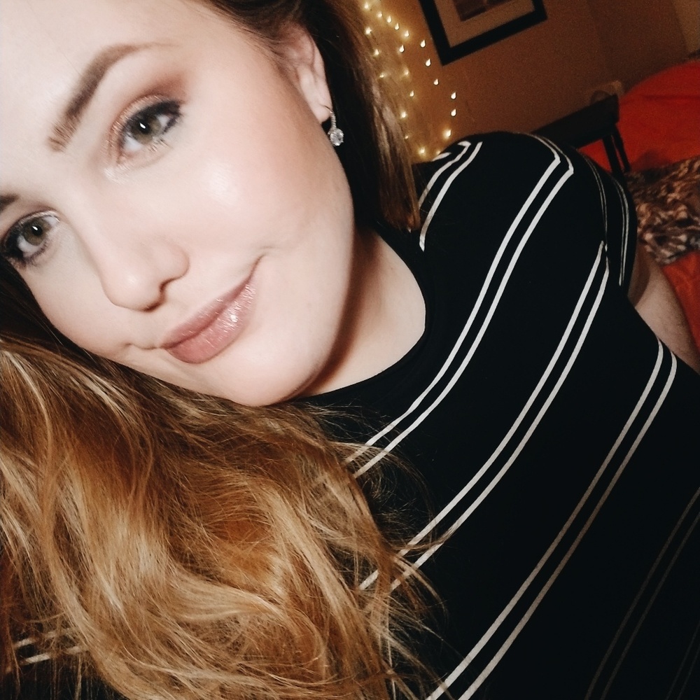 Meet your Posher, Gina